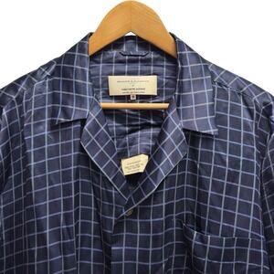 Daniel A Hanson Mens Sz M Navy Blue Satin Silk Plaid Button Front Pajama Top euc